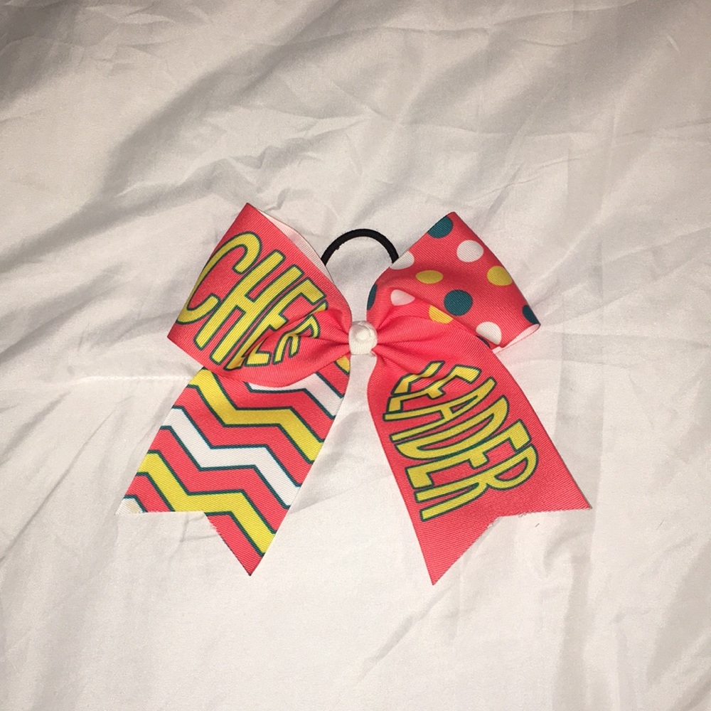 Cheer Bow